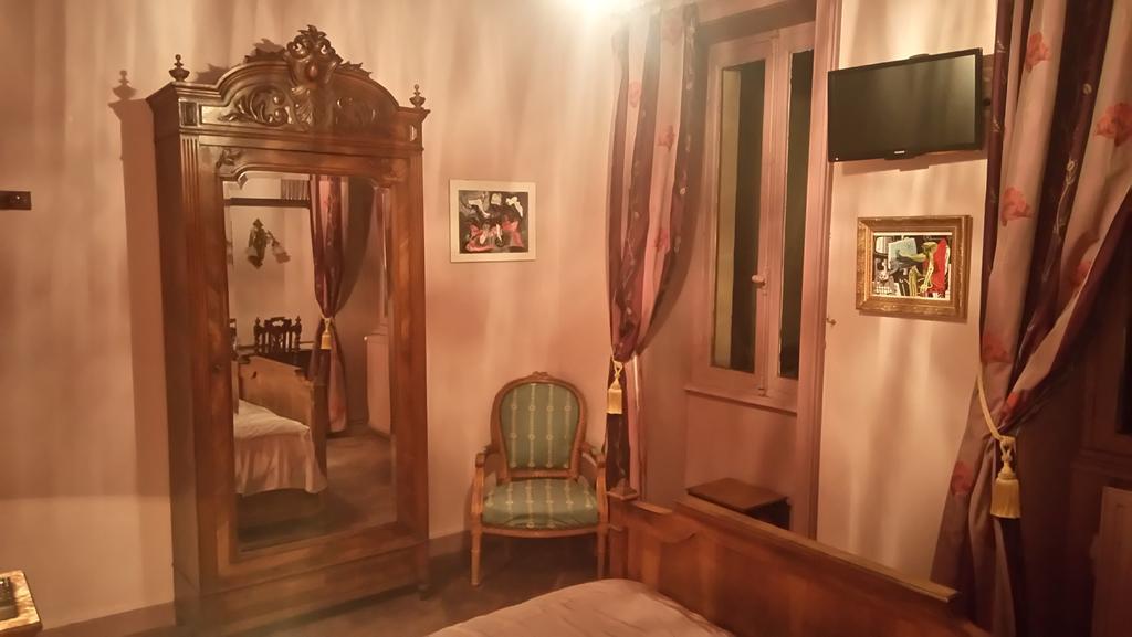 Chambres D'Hotes Chateau De Serans - Atelier Balias Écouché Esterno foto